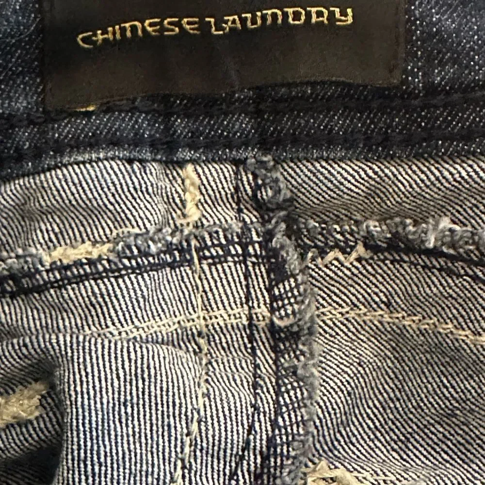 Chinese Laundry  Dark Blue Bootcut Jeans designs raw hem great condition